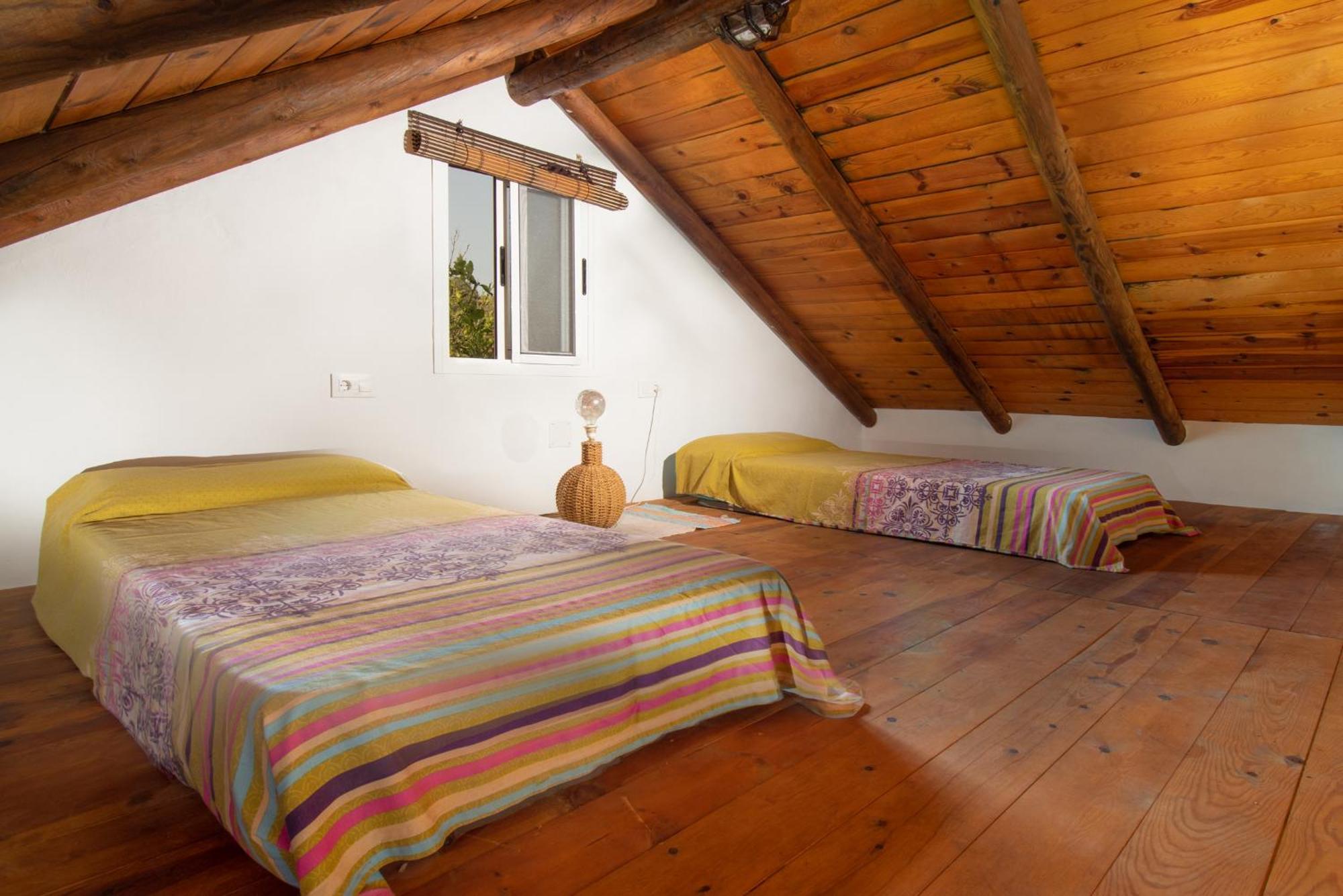 Karma House Pension Casares Buitenkant foto